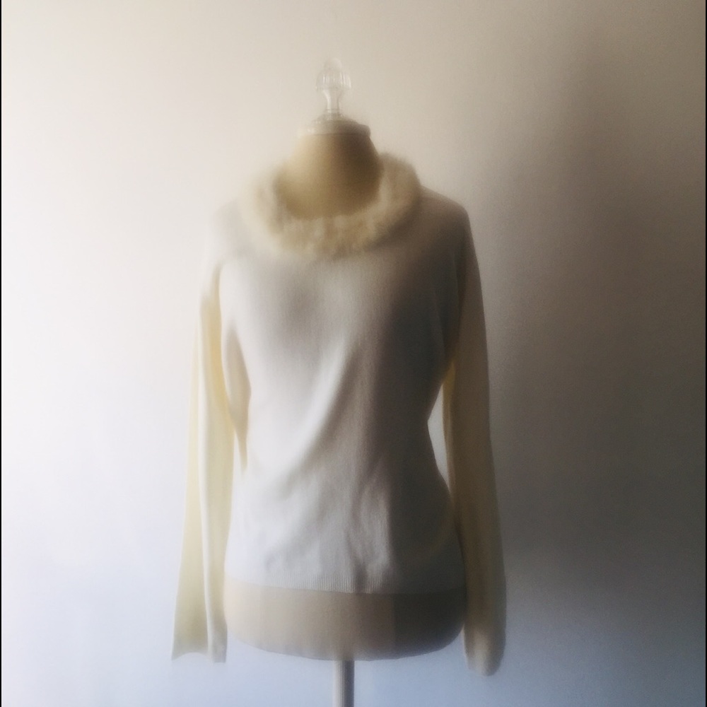 Large Bette Sung fur collar top holiday